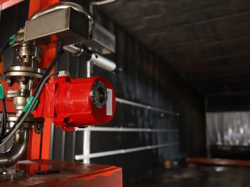 MAROKO133 Update ai: World’s first AI firefighting system extinguishes oil fires on moving