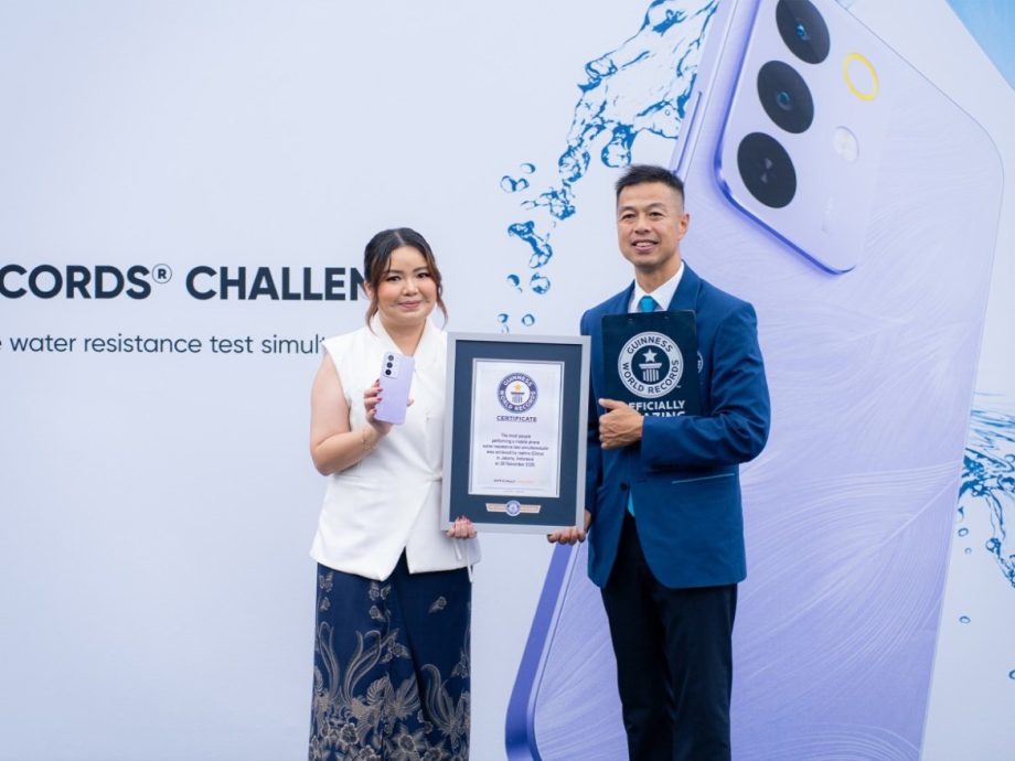 MAROKO133 Eksklusif gadget: Jadi HP Tahan Air, realme C85 Series Raih GUINNESS WORLD RECOR