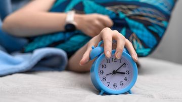 MAROKO133 Hot kesehatan: Sering Bangun Pagi Beberapa Menit Sebelum Alarm Bunyi? Ada Penjel