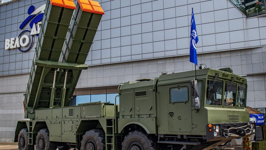 MAROKO133 Breaking ai: Europe’s new concern: Russian truck-mounted nuclear missile for Pol