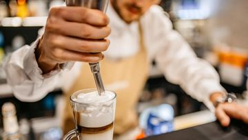 MAROKO133 Eksklusif kesehatan: Kata Profesor Farmasi soal Bahaya Mabuk 'Whip Pink