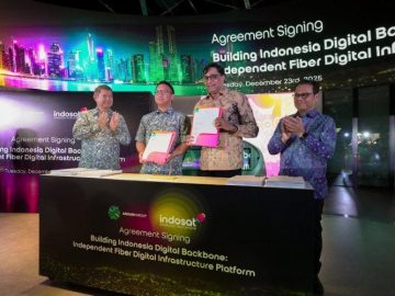 MAROKO133 Eksklusif startup: Sociolla lands General Atlantic 🤝. Fiber infrastructure bets