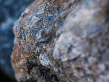 MAROKO133 Eksklusif ai: China finds 9.7 million tons of rare earth oxides in major mineral
